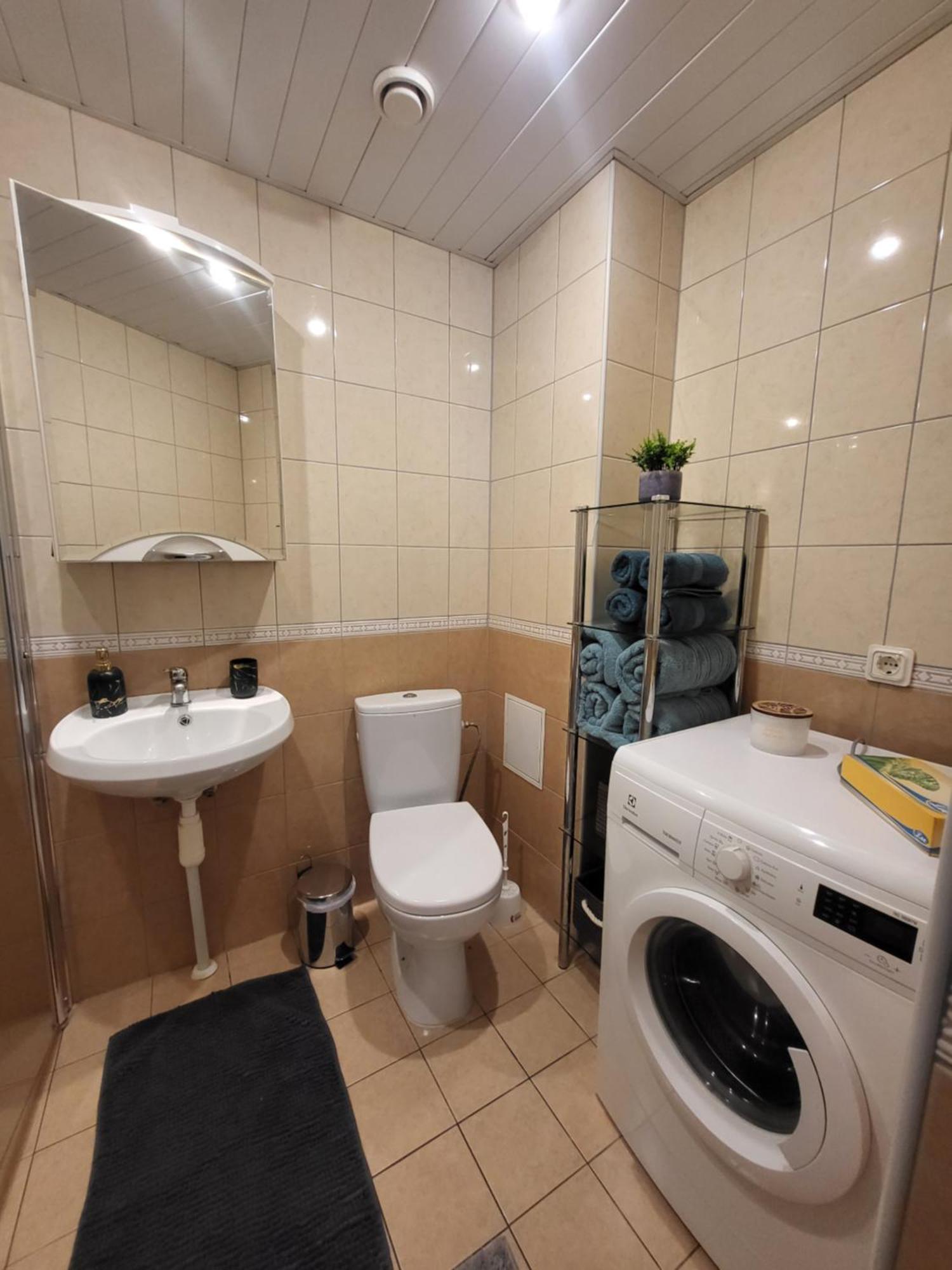Long Holiday Apartment Kuressaare Esterno foto